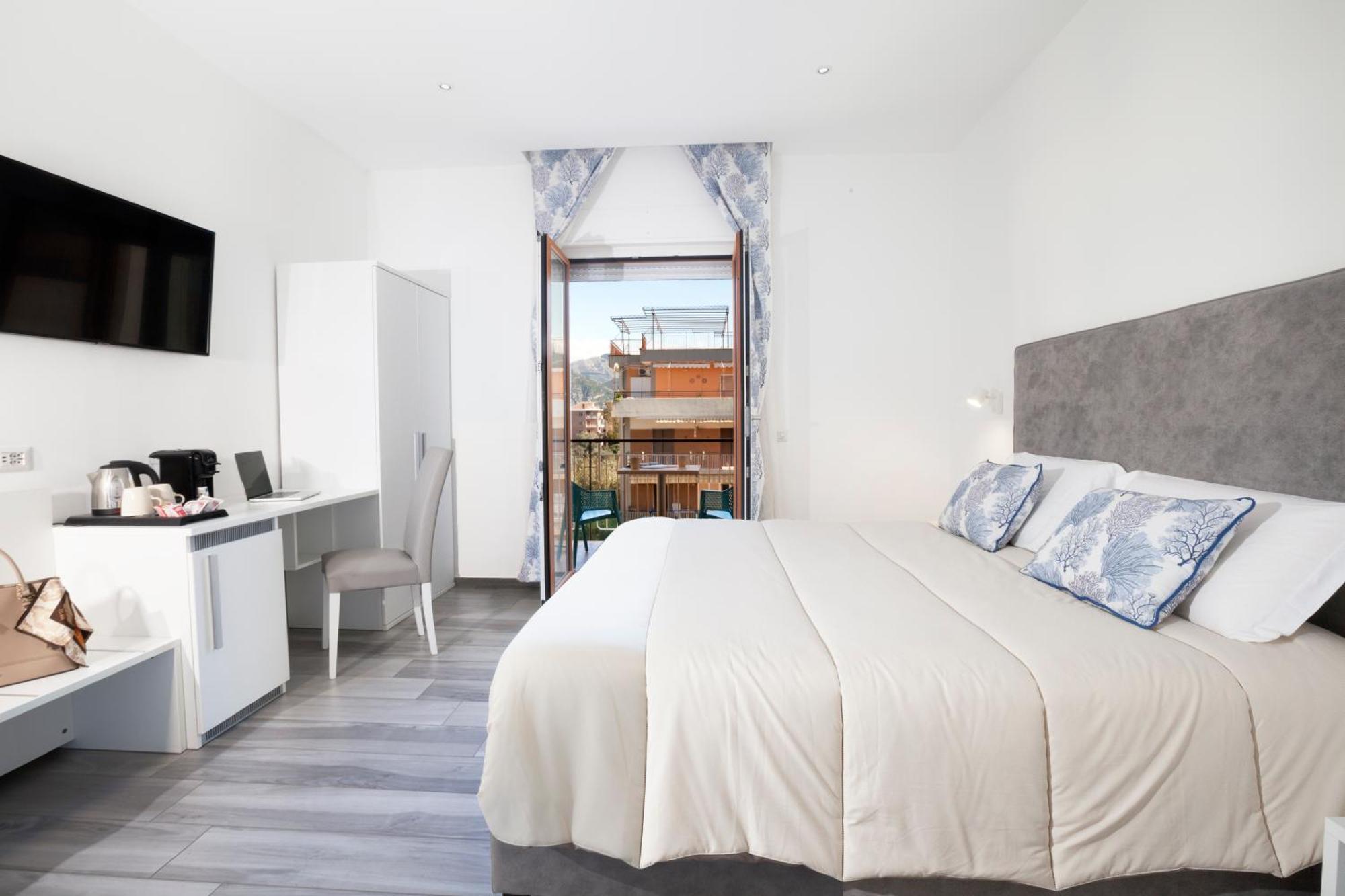 Yourhome - Maison Degli Aranci Sorrento Kültér fotó