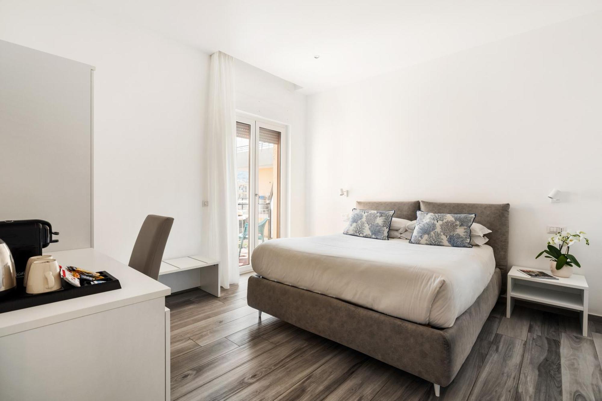 Yourhome - Maison Degli Aranci Sorrento Kültér fotó